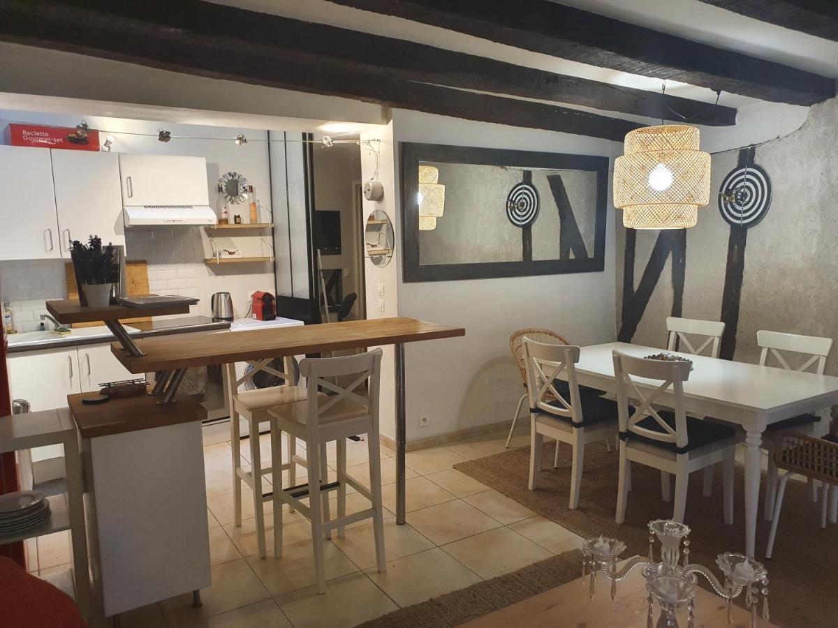 Maison Entiere De 115M2 En Hyper Hyper Centre Aux Coeur Des Halles De Tours De 2 A 7 Personnes Zewnętrze zdjęcie
